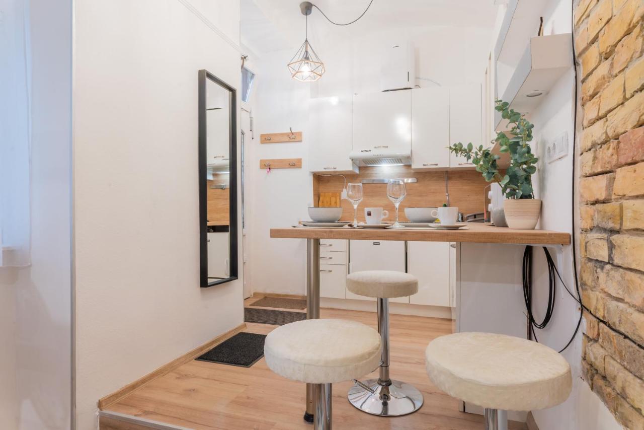 Oktogon City Apartment บูดาเปสต์ ภายนอก รูปภาพ